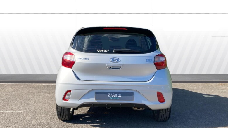 Hyundai i10 1.0 MPi SE Connect 5dr Petrol Hatchback